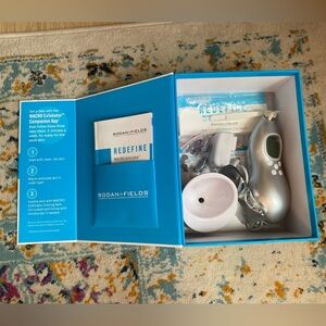 Rodan and Fields Redefine Macro Exfoliator